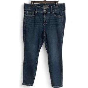 Torrid NWOT- Jegging Super Soft Jeans
